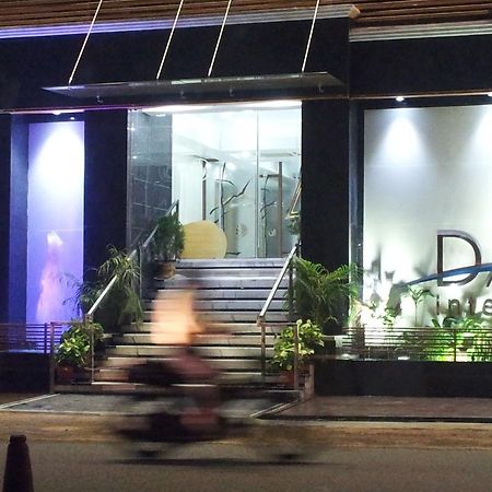 Hotel Dayal International, Dzsamsedpur Kültér fotó